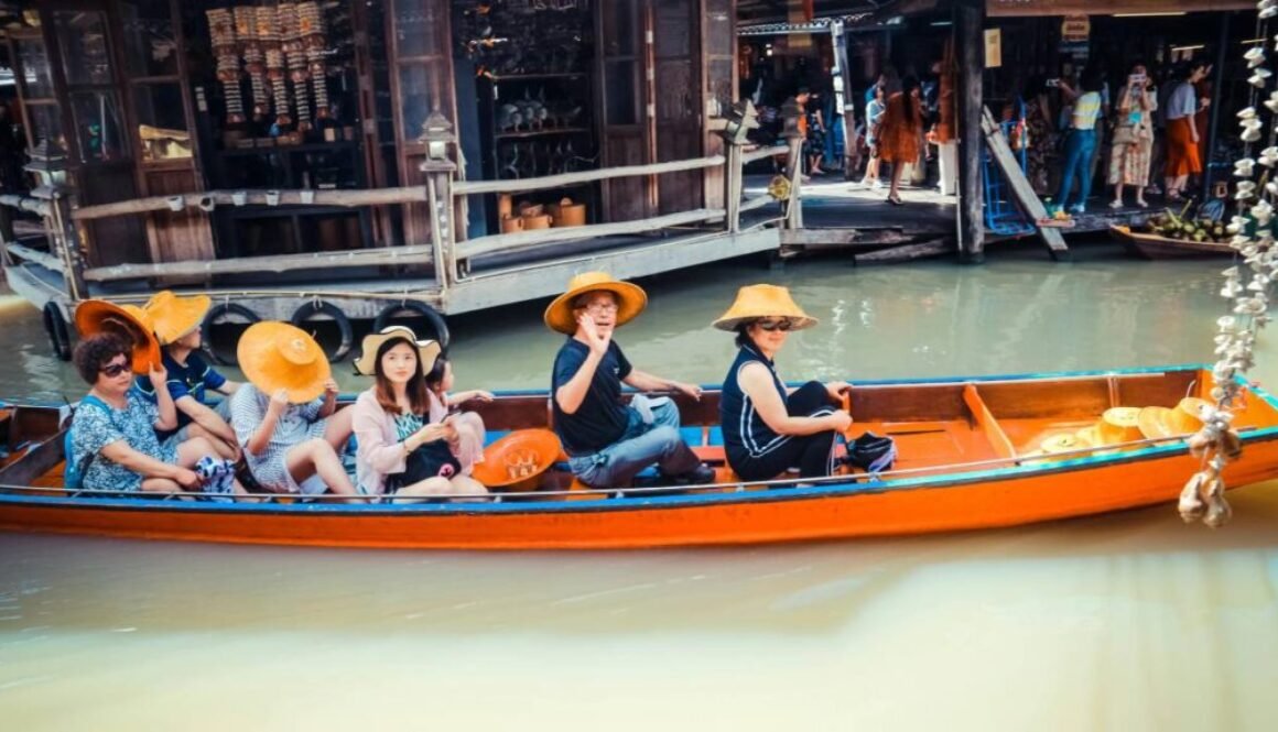 pexels-streetwindy-2108832 (1)